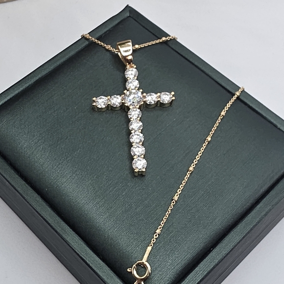 4ct Moissanite Gold Plated Cross Necklace with Sparkling Stones. Gold S925 Chain - Picture 4 of 4